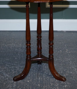 LOVELY RESTORED HARDWOOD HEXAGON SIDE TABLE WITH CURVED SPADE FEET