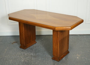VINTAGE ART DECO WALNUT DINING TABLE 4 TO 6 PERSON J1