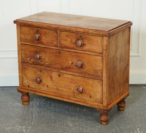 ANTIQUE LATE VICTORIAN PINE CHEST OF DRAWERS WITH ORIGINAL TURNED WOODEN HANDLES