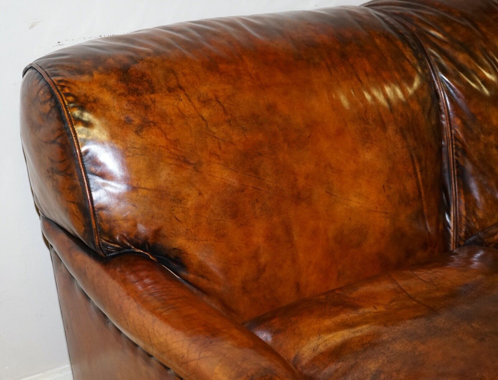 FULLY RESTORED HAND DYED LEATHER SOFA HOWARD & SONS STYLE FEATHER FILLED