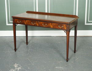 STUNNING CHIPPENDALE STYLE MAHOGANY CONSOLE HALLWAY TABLE WITH ORIGINAL HANDLES
