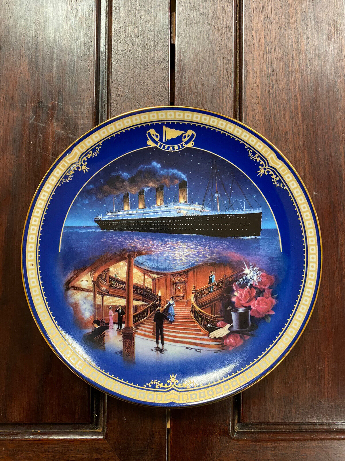 VINTAGE BRADFORD EXCHANGE SET OF 4 TITANIC COLLECTABLE PLATES