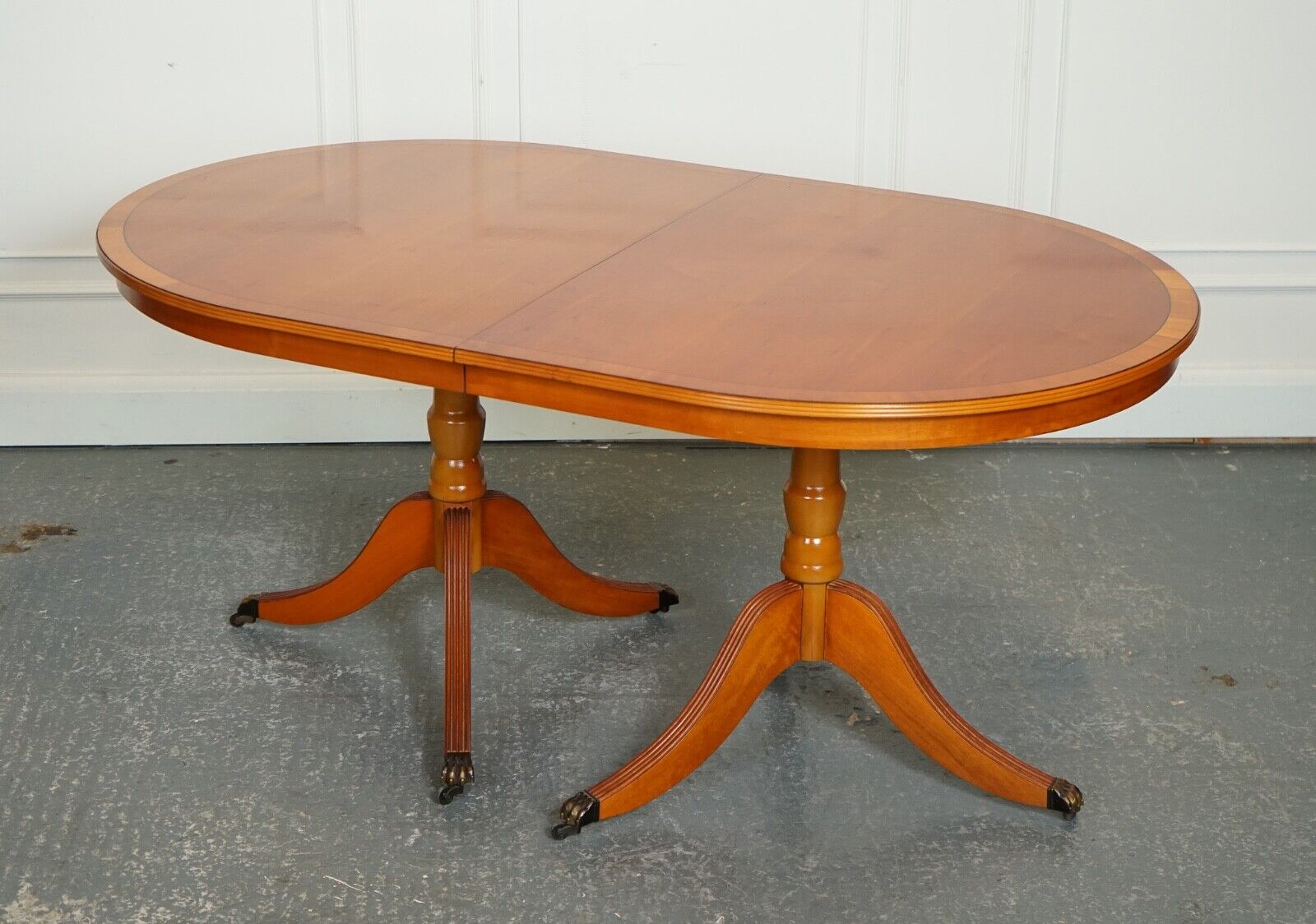 VINTAGE TWIN PEDESTAL YEW WOOD EXTENDING 6-8 SEATING DINING TABLE J1