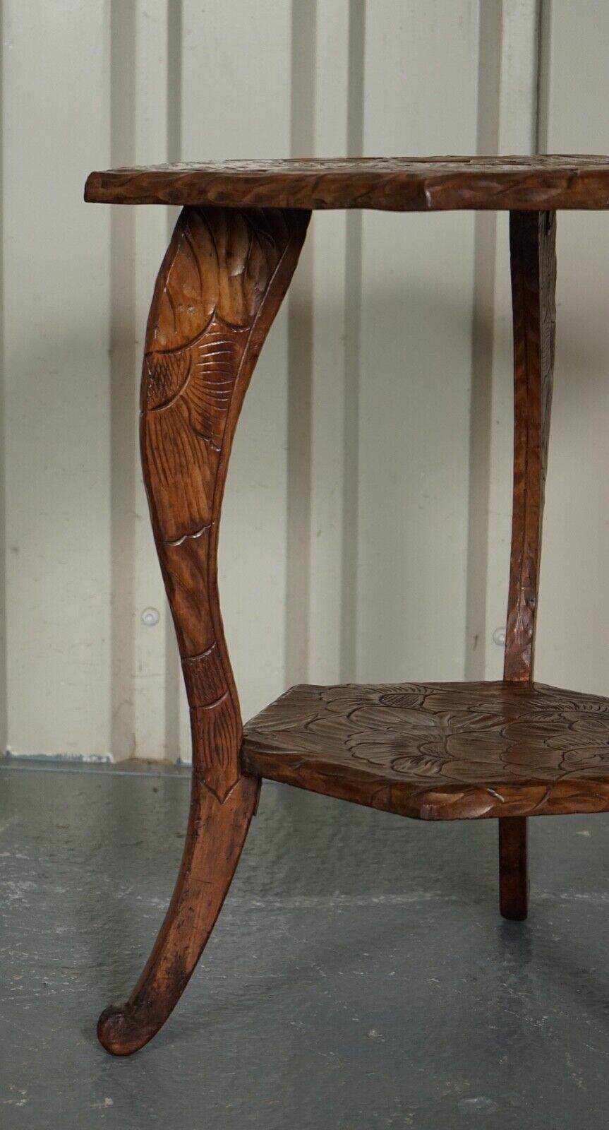 EARLY 19TH CENTURY LIBERTY'S LONDON HAND CARVED OCCASIONAL SIDE END LAMP TABLE