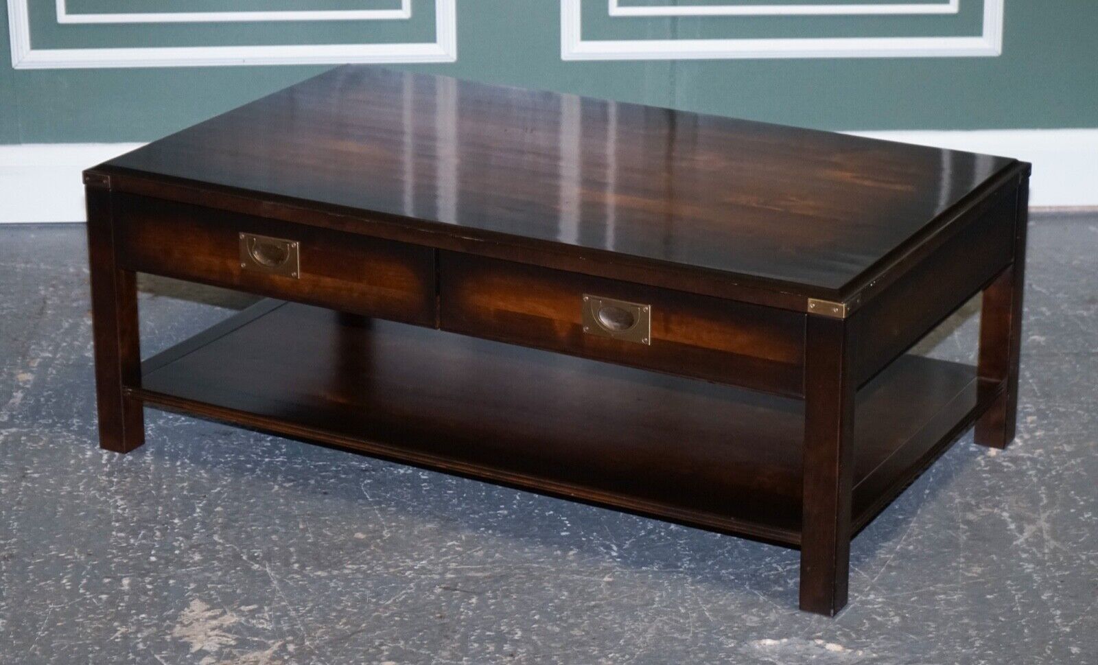 STUNNING VINTAGE MILITARY CAMPAIGN MAHOGANY & BRASS COFFEE TABLE