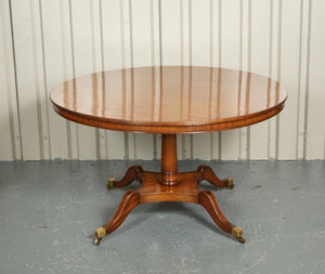 VERY STUNNING CIRCULAR BURR WALNUT DINING TABLE MADE BY BERESFORD & HICKS LONDON