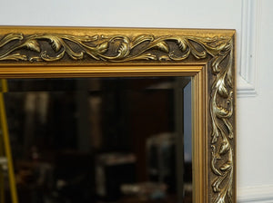 BEAUTIFUL VINTAGE CUSHIONED GILTWOOD BEVELLED MIRROR