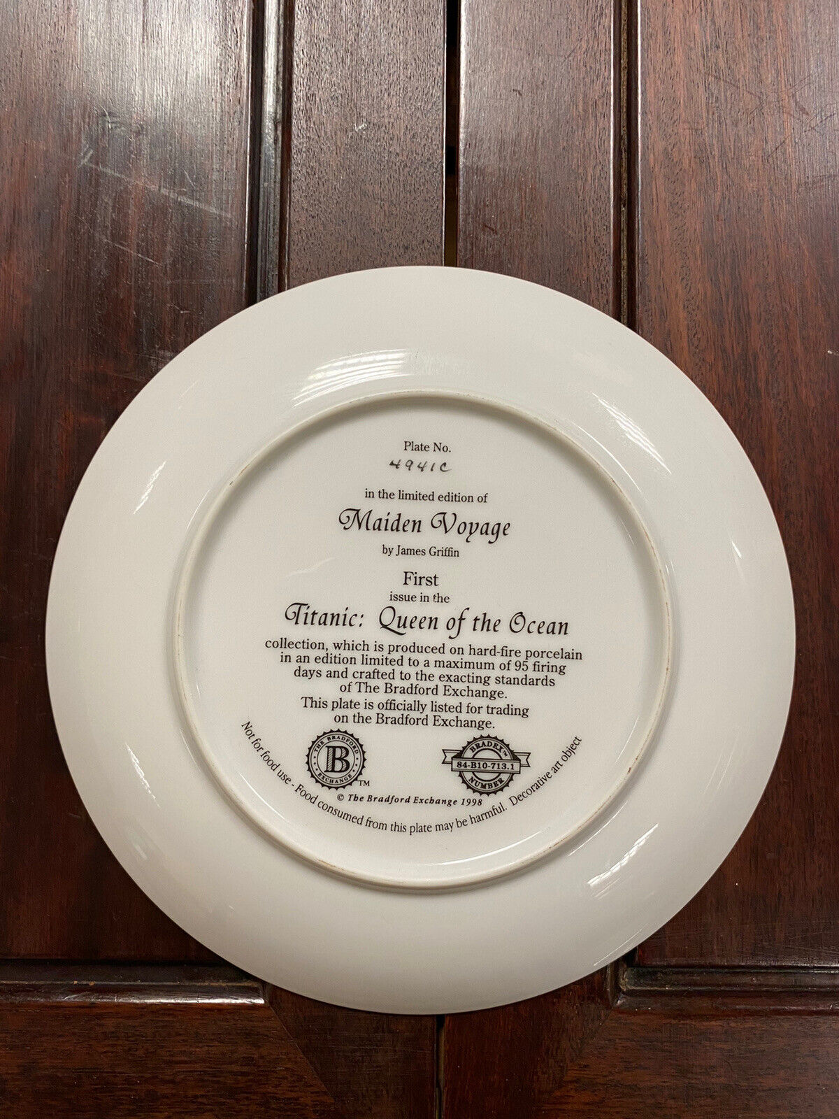 VINTAGE BRADFORD EXCHANGE SET OF 4 TITANIC COLLECTABLE PLATES