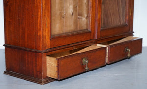 MAHOGANY LITTLE WALL BOOKCASE/CABINET WITH GLAZED DOORS