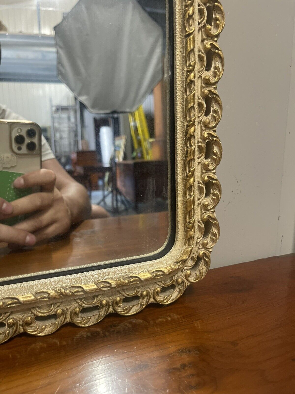 1950'S VINTAGE JOHN ''HALLS GALVO'' DAMP PROOF WHITE AND GOLD WALL MIRROR