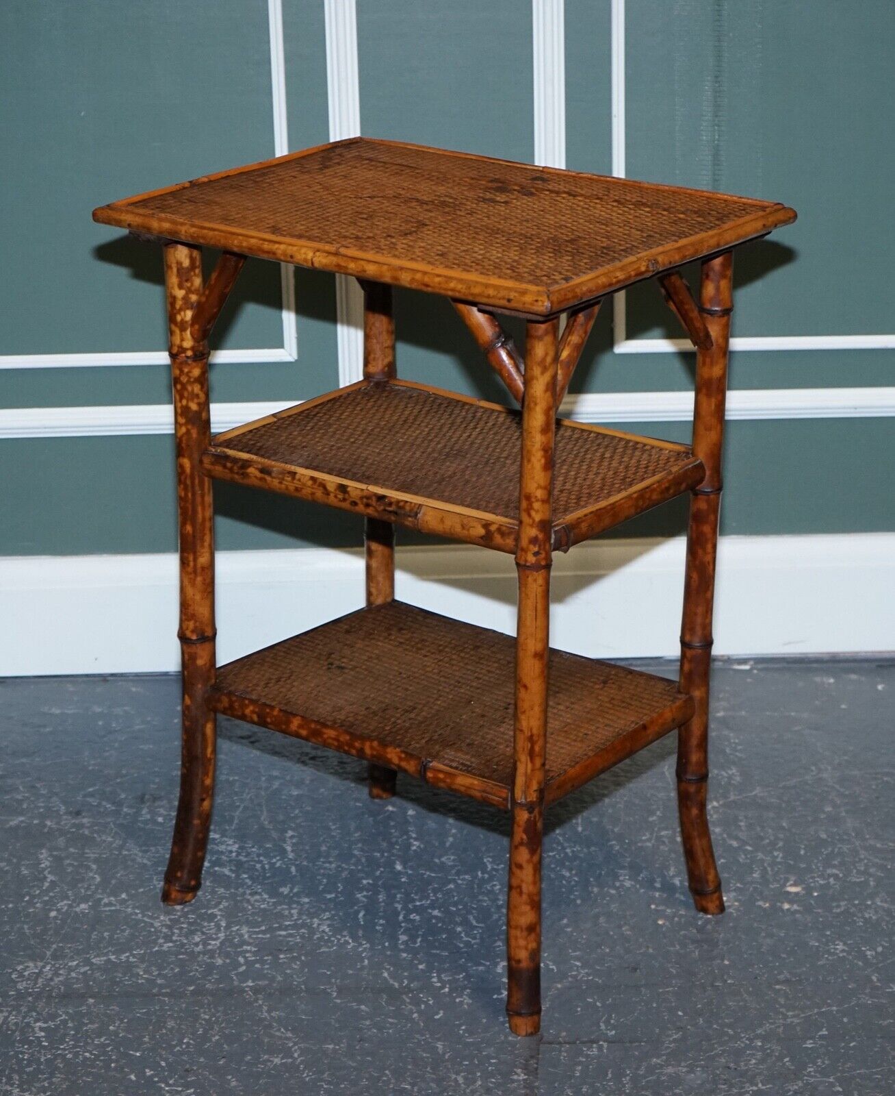 ANTIQUE ENGLISH BURNT BAMBOO THREE TIER SIDE END LAMP TABLE